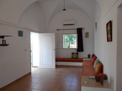 AL un maison avec jardin proche du cornish hammamet