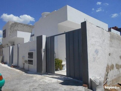 AL un belle maison proche des écoles privés à hammamet