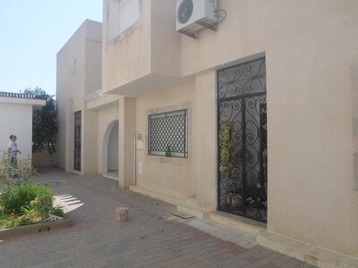 duplex in a guarded residence kttt