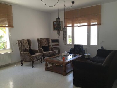 ETAGE DE VILLA DE TYPE S+3non meublé
