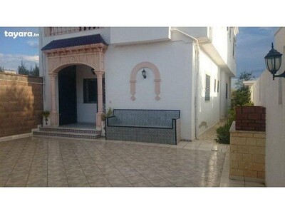 AL une belle villa meublée RDC HA