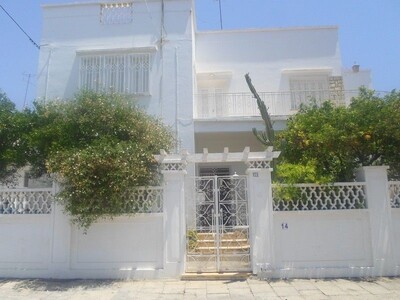 une grande maison de style arabe en plein nabeul kkkktk