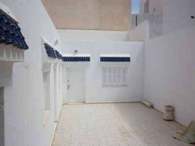 Maison à Hammamet proche de commerce