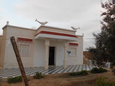 maison de campagne sur 800m av kkk