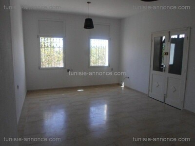 villa pas loin du centre ville s+3 avec abri du voiture sn