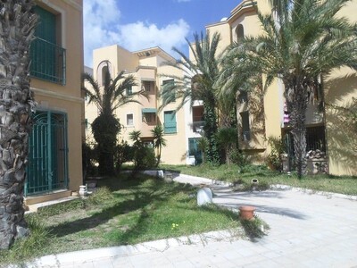 Bel appartementement s + 2 to 100 m Marina hammamet sn