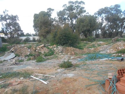 terrain de 350 en plein yassmine Hammamet kt