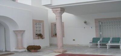 une superbe villa richement meublée