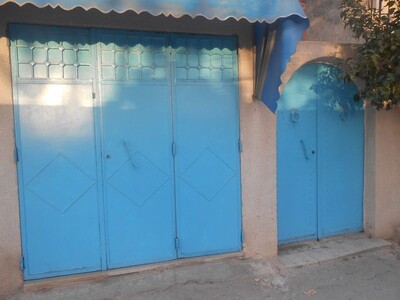 AV maison RC avec 2 étages inachevée et garage sr