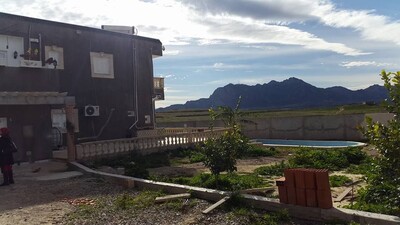 A vendre Ferme de 75 hectare à Zaghwen