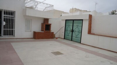 Un RCH d'une villa à Khzama Ouest