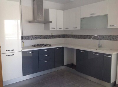 Appartement S+3 neuf jardins de carthage