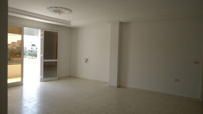 rez de chaussé nn meublé à tantana