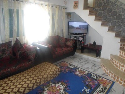 AV duplex au premier étage en plein centre ville de Nabeul am