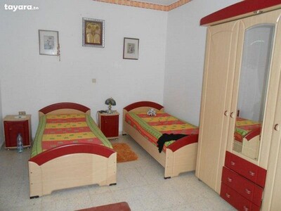 AV un joli duplex avec un petit studio situés à baraket sahel