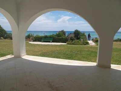 Villa MERVEILLEUSE pied dand l'eau