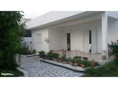 Une villa de 604 m à 2000000 DT à La Corniche de Hammamet