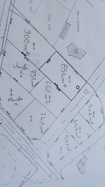 des lots de terrain a vendre