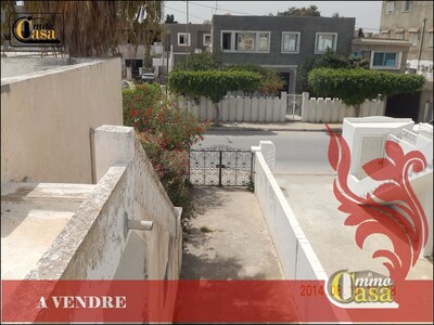 Grande Villa sur axe stratégique à la Cité Ezzouhour Kélibia