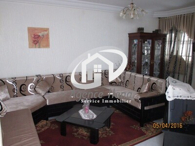 Maiso and 2 commercial premises