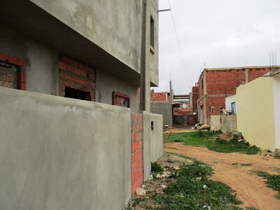 unfinished House on two level ref V