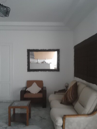 Carrefour La Marsa Appartement richement meublé