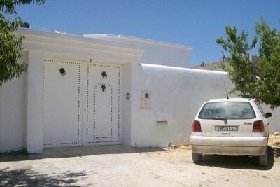 A vendre une villa récente*