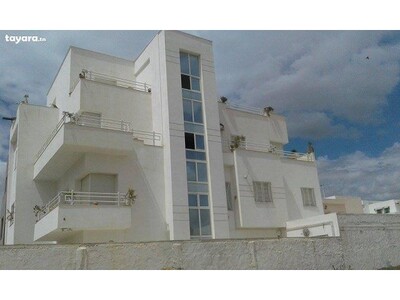 immeuble de 3 appartements et un studio a vendre