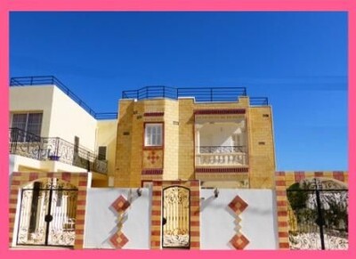 Apt meublé en zone touristique avec piscine Djerba
