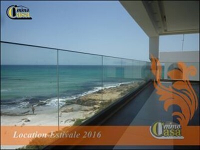 Villa de lux pied dans l’eau plage fatha Kélibia