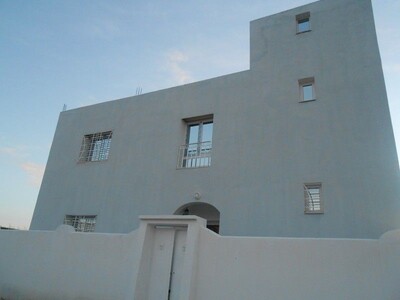 spacieuse villa sur 2 niveaux av
