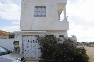 un beaux triplex à hammamet sud