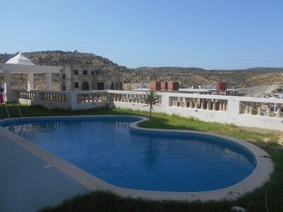 urgent urgent urgent villa avec piscine disponible de 17 août