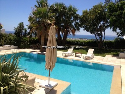 Villa MAJESTUEUSE Située à Hammamet