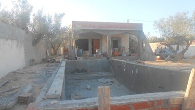 coquette villa avec piscine à 180MD ne rater pas