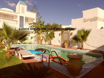 charmante villa avc grd piscine zone miramar hmt