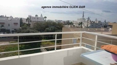 appart style moderne proche de la mer àsidi mahrsi