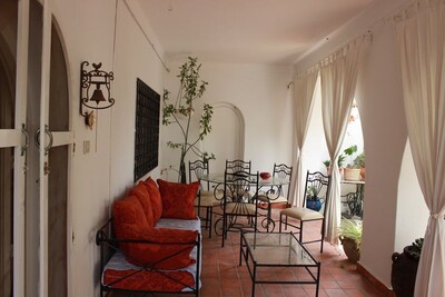 AL magnifique villa typique en plein verdure