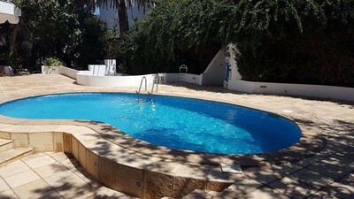 AL villa HS avec piscine zone craxi
