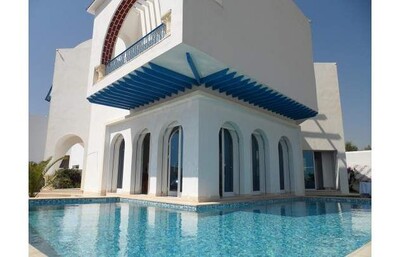 VILLA DE RÊVE avec piscine av