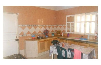 AV d'une grand maison ddans la compagnie de hammamet S