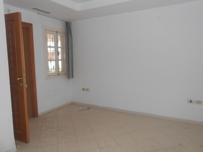 AL un bureau au centre ville hammamet