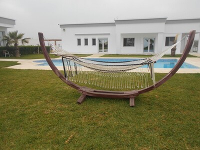 expansive villa on 3000 k