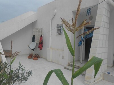 House with studio in hammamet av mrezga