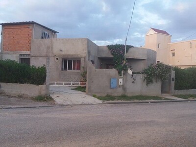 villa dans un beau quartier