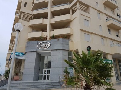 Appartement S+4 jamais habité au lac