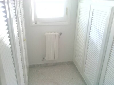 villa 3 niveaux pour habitation ou bureaux