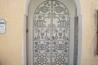 Très bonne affaire: A vendre RC + 02 étages VM: 185