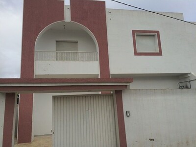 Grand duplexe neuf Haut standing a la soukra