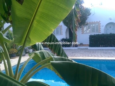 A Appartement Hend résidence avec piscine